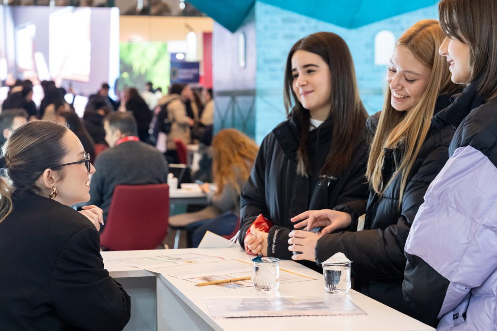 Международная образовательная выставка “The 8th Istanbul Education & Career Fair”